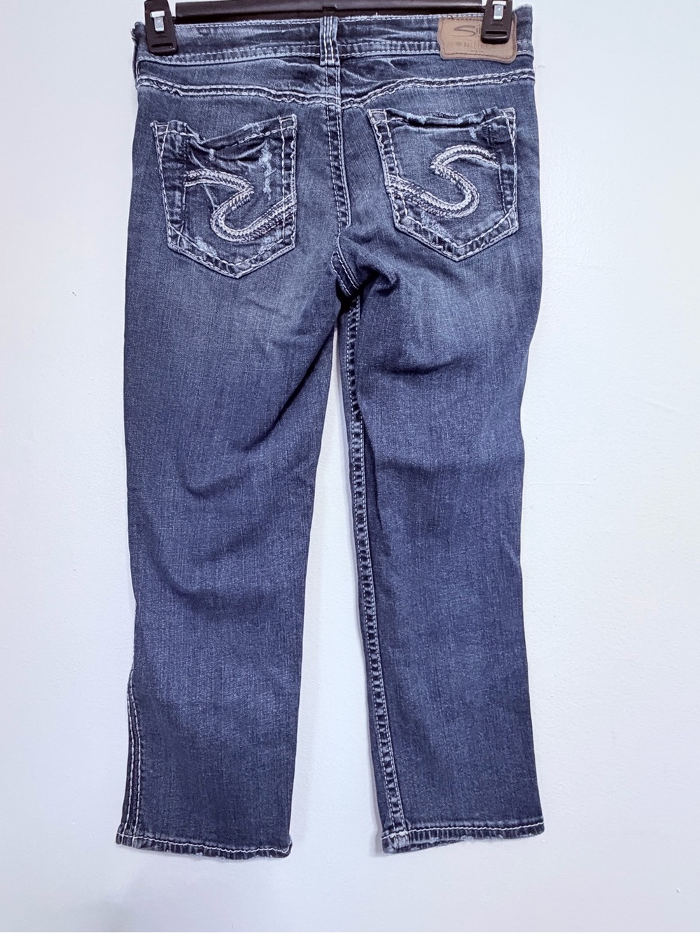 Silver Suki Mid Rise Capri Jeans W27/L22.5